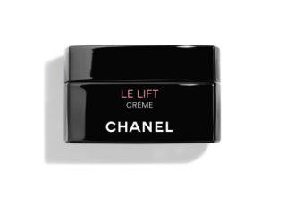 2. Chanel Le Lift Crème untuk Tingkatkan Elastisitas Kulit