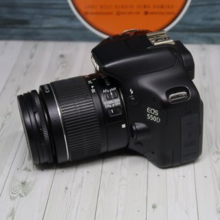 Kamera Canon eos 550d