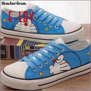 7. SpecialLike Olstore Sepatu Lukis Doraemon, Tampil Menarik dan Lucu