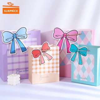 Surprice Paper Bag Motif Pita 3D 23x18x10 cm