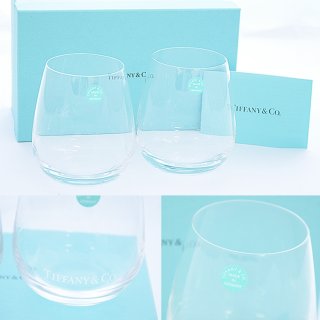 定番で攻めたい方は、ティファニーのペアタンブラー