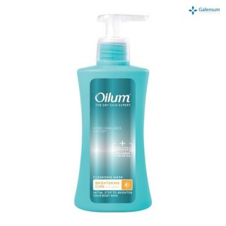 2. Oilum Collagen Skin Brightening Scrub Body Wash, Butiran Scrub Membantu Mengangkat Sel Kulit Mati