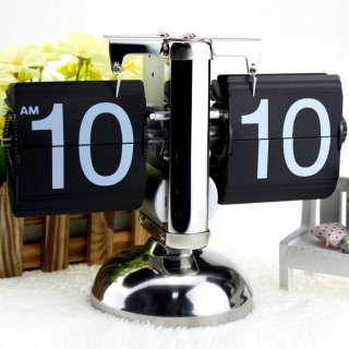 12. Retro Table Flip Clock dengan tampilan jadul yang keren
