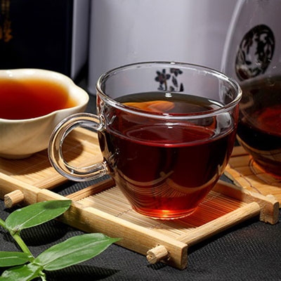 プーアル茶有名ブランド　八角亭　飛台　達官貴人セット　中国茶 久順銘茶 プーアル茶（黒茶 中国健康茶 茶葉が開くリーフティー