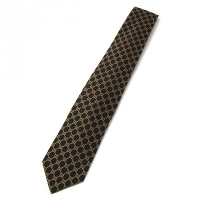 華やかなゴールドネクタイ11選 ストライプなどおしゃれなプレゼントをご紹介 ベストプレゼントガイド