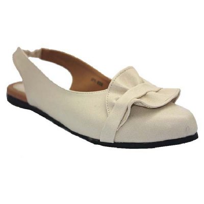 10 Rekomendasi Sandal Wanita Kekinian Ini Bikin Kamu Jadi Makin Menawan 2020