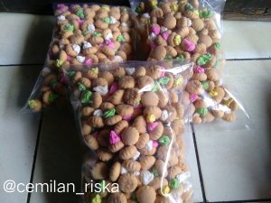 Mau Buka Bisnis Di Tahun 2020 Coba 10 Rekomendasi Snack Kiloan Ini Untuk Peluang Bisnis Kamu