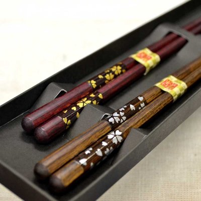プレゼントに人気のおしゃれな名入れの箸 夫婦箸12選 高級箸や結婚祝い向きもご紹介 ベストプレゼントガイド