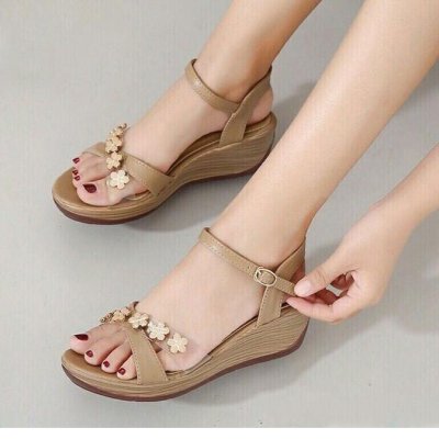 Wedges hot sale simple cantik