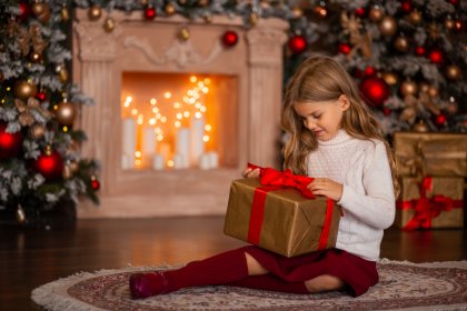 10歳の女の子が喜ぶクリスマスプレゼント 人気ランキングtop10 高学年の女子向きのギフトを厳選 プレゼント ギフトのギフトモール