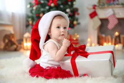 1歳の女の子が喜ぶクリスマスプレゼント 人気ランキング10選 おしゃれなものや知育玩具などを紹介 プレゼント ギフトのギフトモール