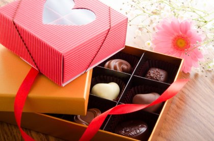 バレンタインに贈るチョコレート 人気ランキング28選 本命におすすめのギフトやチョコレート以外のスイーツも紹介 プレゼント ギフトのギフトモール