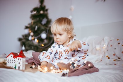 2歳の男の子が喜ぶクリスマスプレゼント 人気ランキングtop10 長く使えるものや知育玩具などを紹介 プレゼント ギフトのギフトモール