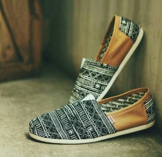 langkah ringan dan pasti dengan 9 pilihan sepatu wakai langkah ringan dan pasti dengan 9 pilihan sepatu wakai