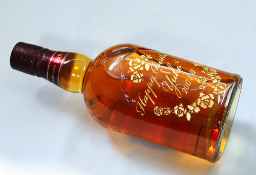 還暦祝いに贈るウイスキーのお取り寄せギフト22 人気の名入れボトルがおすすめ ベストプレゼントガイド