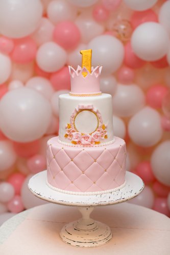 45 Cake Ideas to Remember for Baby's First Milestone : Unicorn and hot air  balloon cake