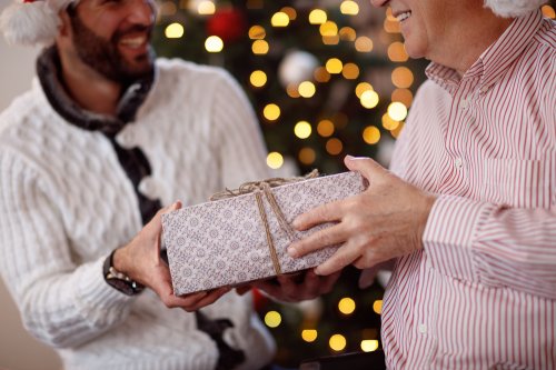 両親に贈るクリスマスプレゼント 人気ランキングtop12 50代 60代の親が喜ぶおすすめギフトを紹介 プレゼント ギフトのギフトモール