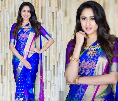 Akhilam Printed Saree : Buy Akhilam Silk Blend Wine Woven Designer Saree  With Blouse Piece with Unstitched Blouse (Free size) Online | Nykaa Fashion
