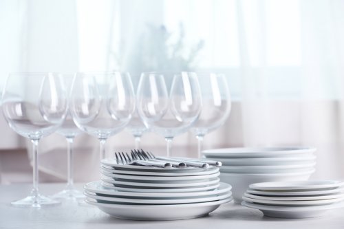誕生日プレゼントに人気のブランド食器ランキング イッタラやルクルーゼなどのおすすめを紹介 ベストプレゼントガイド