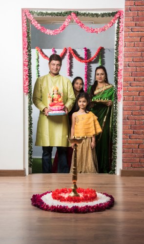 Dulhan Griha pravesh Decoration | Bride entry decoration | Kanku Pagla  decoration - YouTube