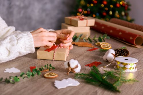 両親に人気のクリスマスプレゼント10選 予算や喜ばれるメッセージ文例も紹介 ベストプレゼントガイド