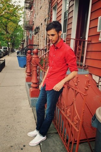 Celana Merah  Cocok  Dengan  Baju Warna  Apa  Tips Mencocokan