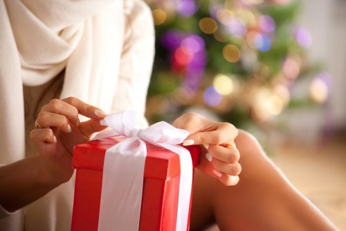 彼女 妻が喜ぶ1000円のクリスマスプレゼントランキング コスパ抜群のプチプラアイテムをご紹介 ベストプレゼントガイド