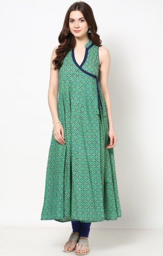Pair Kurtis with Shrugs For A Dramatic 