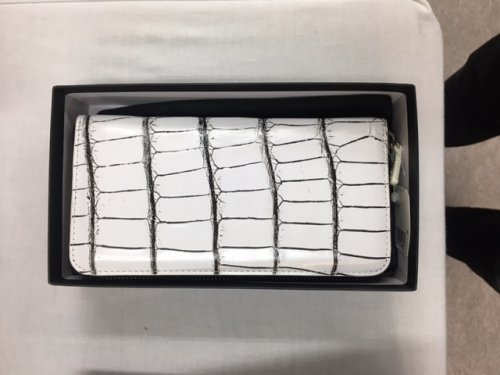 女性に人気のクロコダイル財布12選 21年最新版 ベストプレゼントガイド