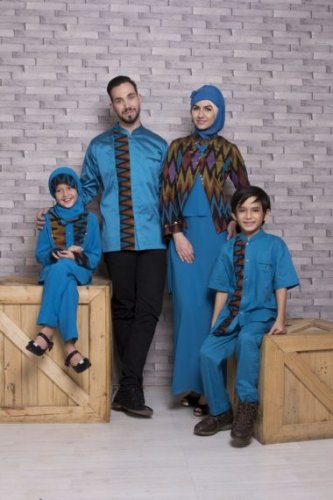 9 Rekomendasi Baju Muslim Seragam Keluarga Untuk Menambah
