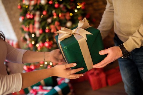 30代の彼氏へ贈るクリスマスプレゼント 人気ランキングtop 社会人の男性におすすめのギフトを紹介 プレゼント ギフトのギフトモール