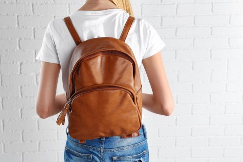 10代女性に喜ばれるブランドリュック人気ランキング21 Outdoorやチャムスなどのおすすめプレゼントを紹介 ベストプレゼントガイド
