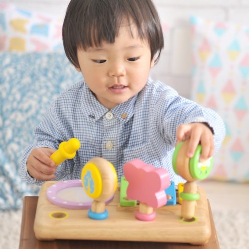 1歳の誕生日プレゼントに人気のおもちゃ12選 木製や楽器のおもちゃも大好評 ベストプレゼントガイド
