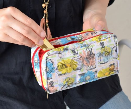 女性へのプレゼントに大人気 おしゃれなレディース化粧ポーチ12選 ベストプレゼントガイド