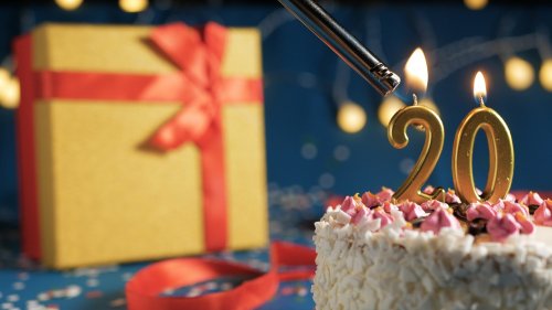 息子が喜ぶ歳の誕生日プレゼント 人気ランキングtop14 時計や財布など親から贈るおすすめギフトを紹介 プレゼント ギフトのギフトモール