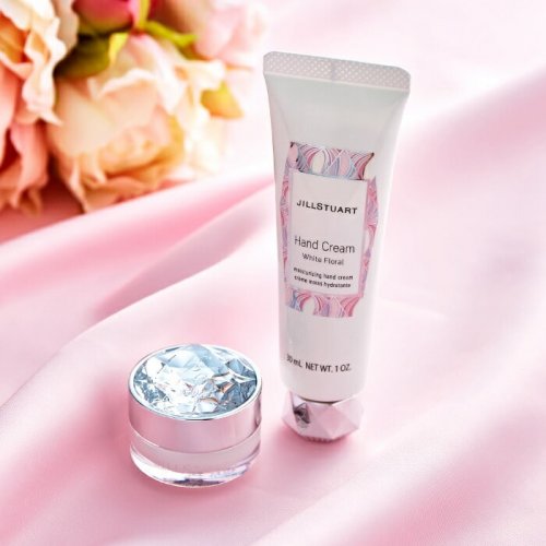 付き合いたての彼女に贈る誕生日プレゼント 人気 おすすめ56選 22年版 ベストプレゼントガイド