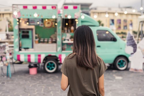 10 Food Trucks In India From Where You Can Order Amazing