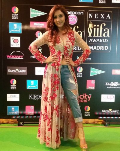 Old Kurti and Leggings 