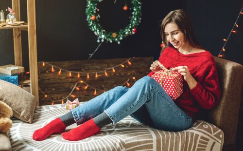 妻へのクリスマスプレゼント 人気ランキング31選 代30代40代50代の嫁 奥さんが喜ぶおすすめギフトやメッセージ文例も プレゼント ギフトのギフトモール