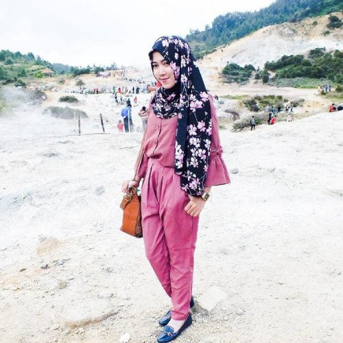  Baju  Muslim Cocok Untuk  Ke Pantai  Model Baju  Trending