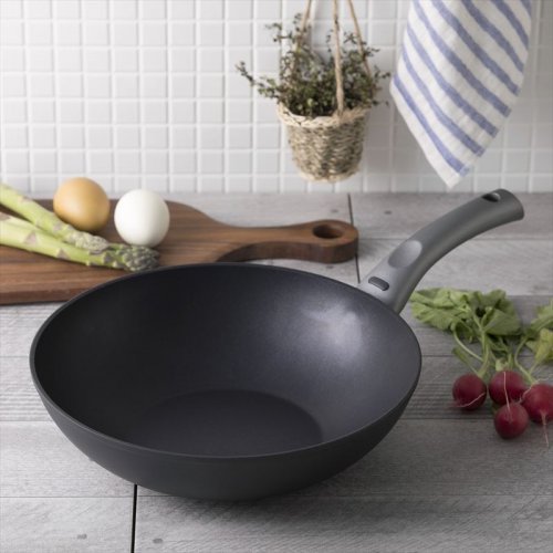 実用性に優れたチタン鍋ギフト21 女性には可愛らしい片手鍋がおすすめ ベストプレゼントガイド