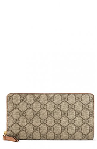 Berburu Dompet Branded Wanita Di 5 Rekomendasi Tempat Tepercaya<script async src=