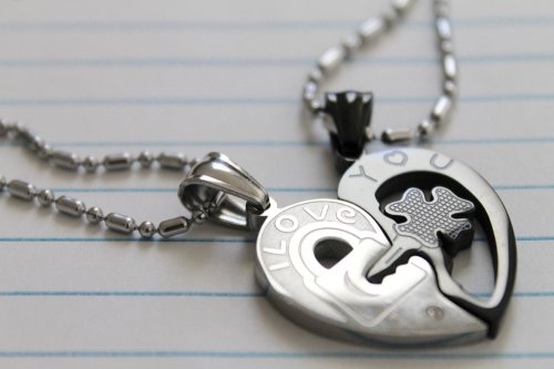 プレゼントに最適なメンズネックレス 人気 おすすめランキング22選 彼氏に喜ばれるハイブランドのおしゃれなネックレスなど プレゼント ギフトのギフトモール