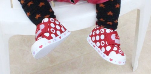 子供靴特集 1歳の誕生日プレゼントに人気の12選 ファーストシューズにはブランド靴もおすすめ ベストプレゼントガイド