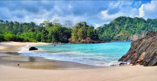 Yuk Camping Di Pantai 10 Pantai Yang Indah Ini Wajib Kamu