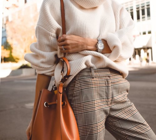 Master the Art of Dressing Professionally: 10 Professional Attire for Women  Looking to Establish Themselves and 5 Fashion Mistakes You Dare Not Make!
