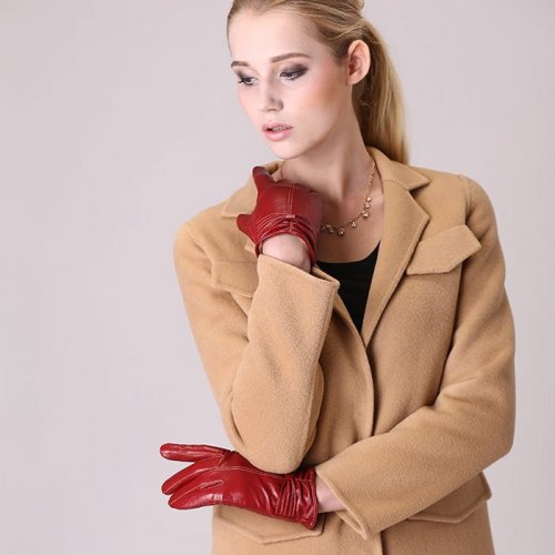 プレゼントに最適なレディース手袋 おすすめランキング6選 有名ブランドから人気の素材まで女性や彼女に喜ばれる手袋を紹介 プレゼント ギフトのギフトモール