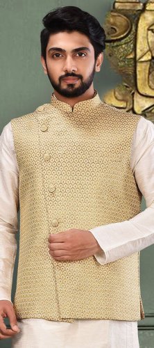 Versatile Ethnic Wear that Can Be Worn in Any Setting: Classic Nehru Jacket Combinations with Top Options Available Online (2021) Versatile Ethnic Wear That Can Be Worn In Any Setting: Classic Nehru Jacket Combinations With Top Options Available Online (2021)