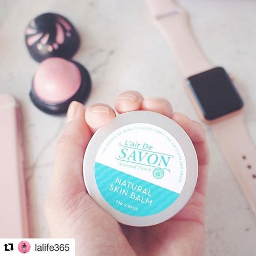 お肌でとろける濃密保湿バーム