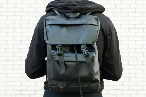 30代男性に最適な革 レザー製メンズリュック 人気 おすすめブランドランキング37選 22年版 ベストプレゼントガイド